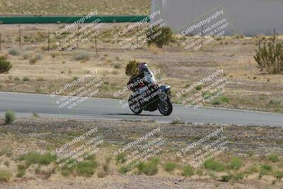 media/Apr-20-2025-AHRMA (Sun) [[393a79c373]]/Race/Group 12/Turn 4b/